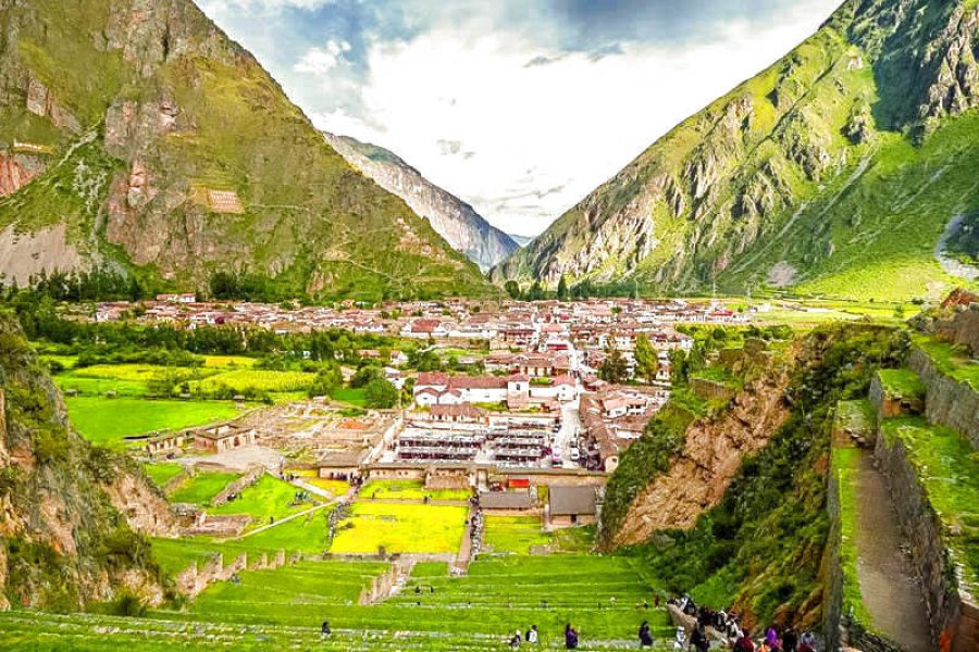 Valle Sagrado de los Incas y Machu Picchu en Tren 2 Días y 1 Noche
